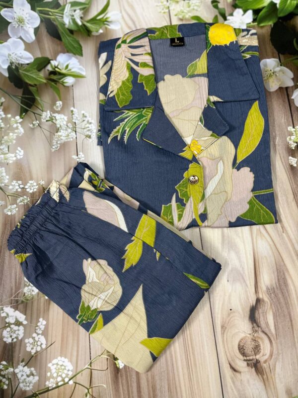 INAM FASHIONS - Grey Trendy Popcorn Co-ord Sets